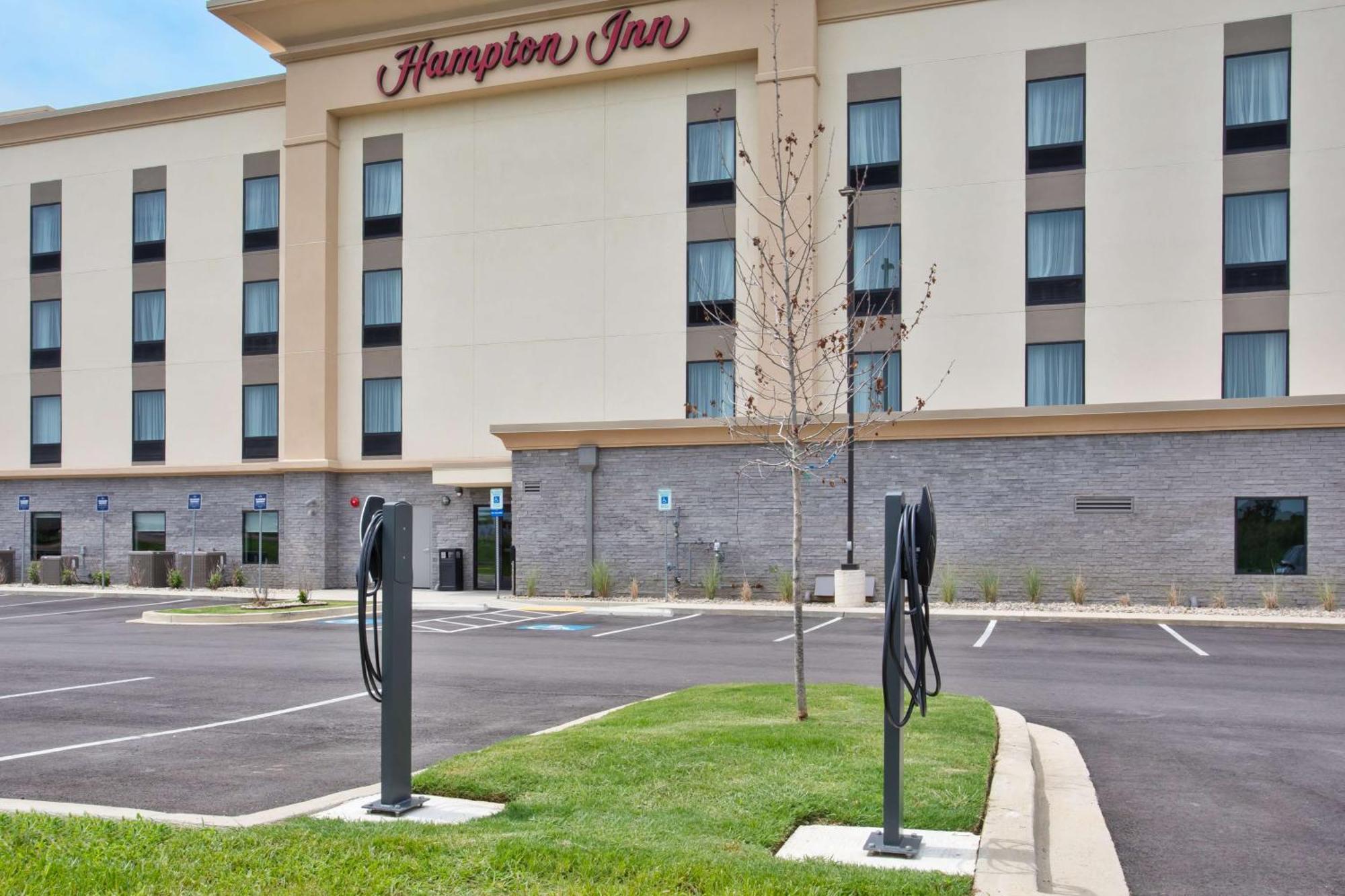 Hampton Inn Union City, Tn Exterior photo